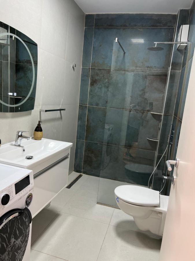 Amion Apartment In Center Of Тирана Екстериор снимка